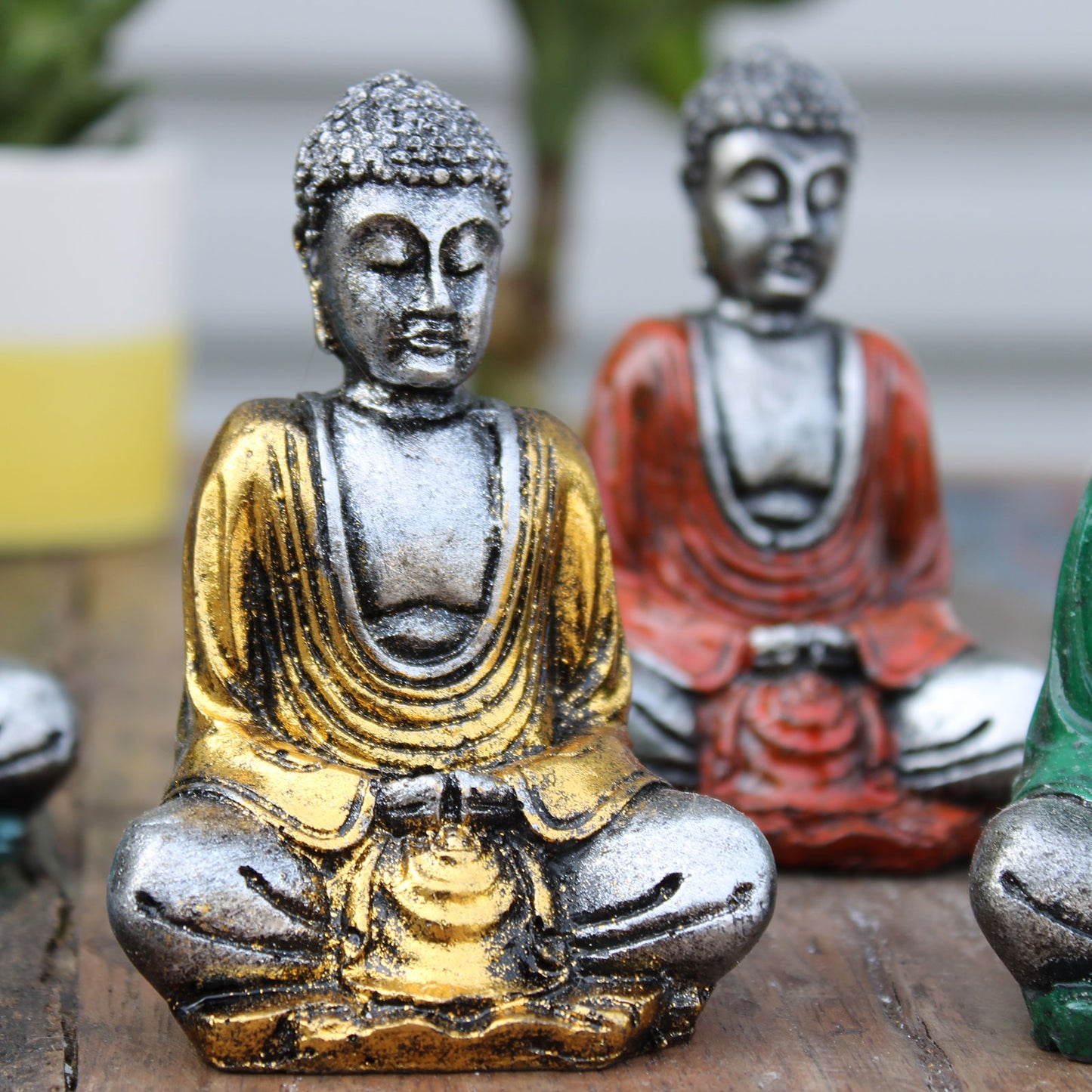 6 x Mini Bouddha argenté (couleurs assorties)