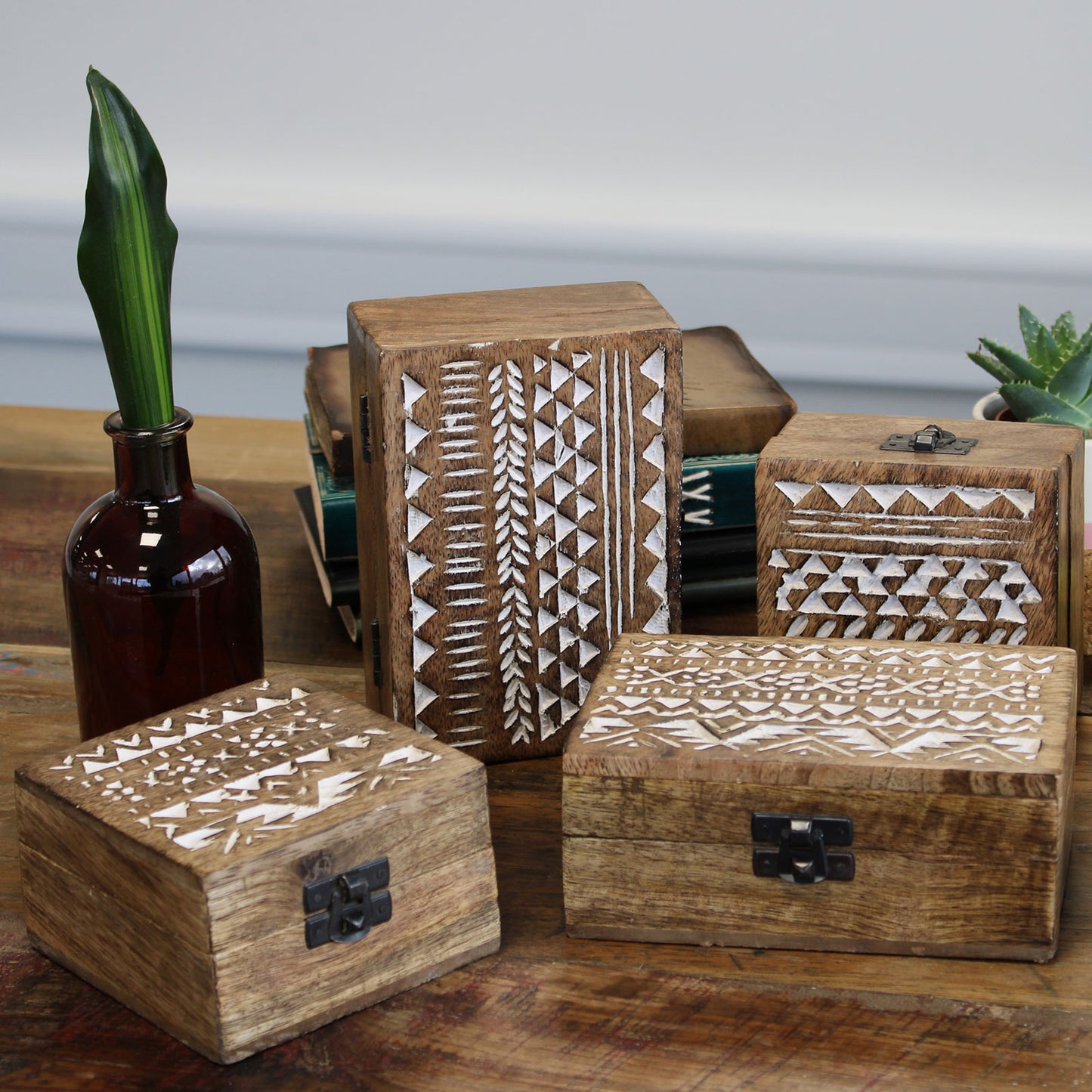 Boîte en bois blanche - Boîte à pilules de style slave 4x4