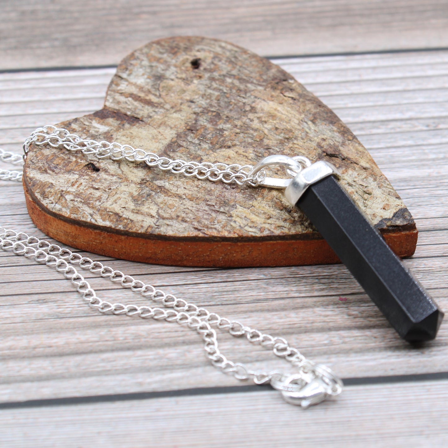 Pendentif classique en pierre précieuse - Agate noire