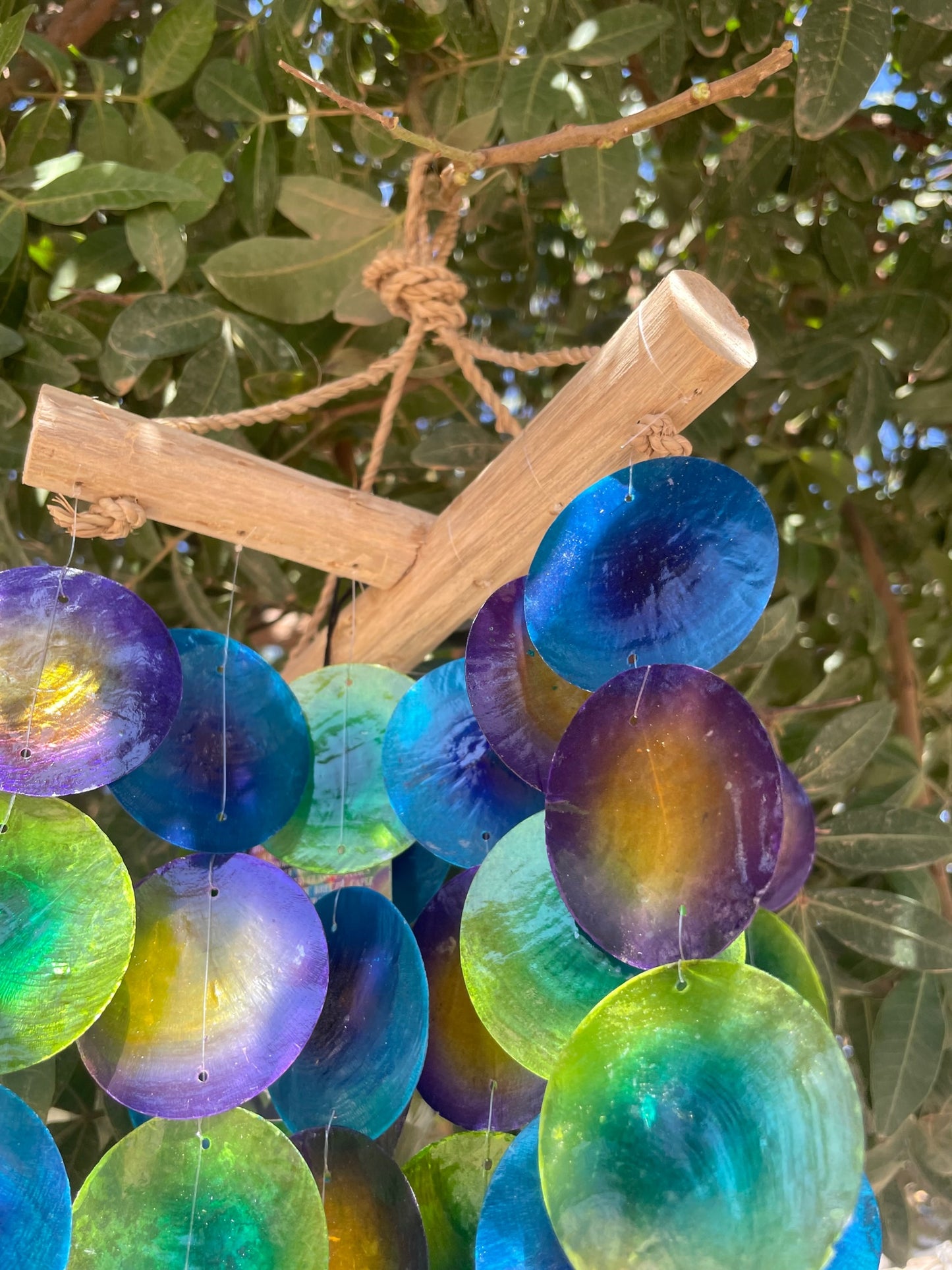 Carillon en bois - Croix - Vert et violet