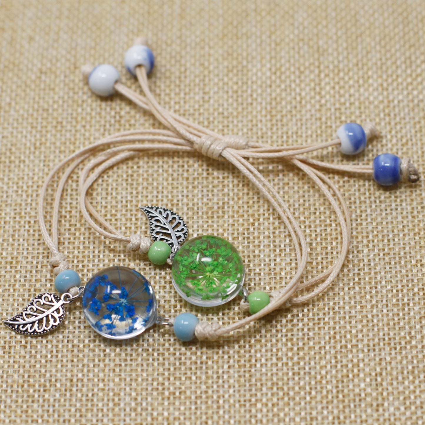 Fleurs pressées - Magnifique bracelet de fleurs et de feuilles