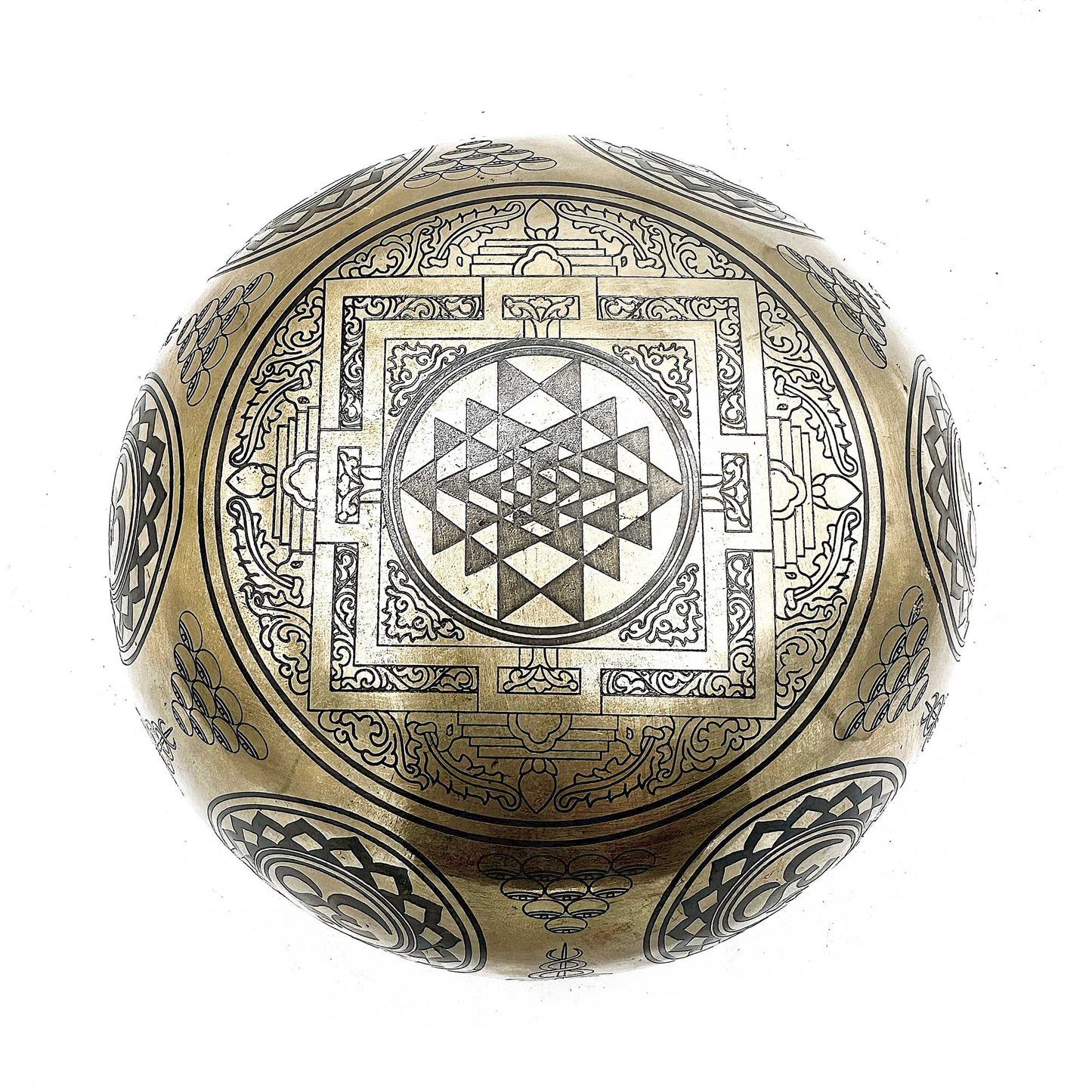 Bol chantant tibétain gravé pour la guérison - 16 cm - 7 chakras