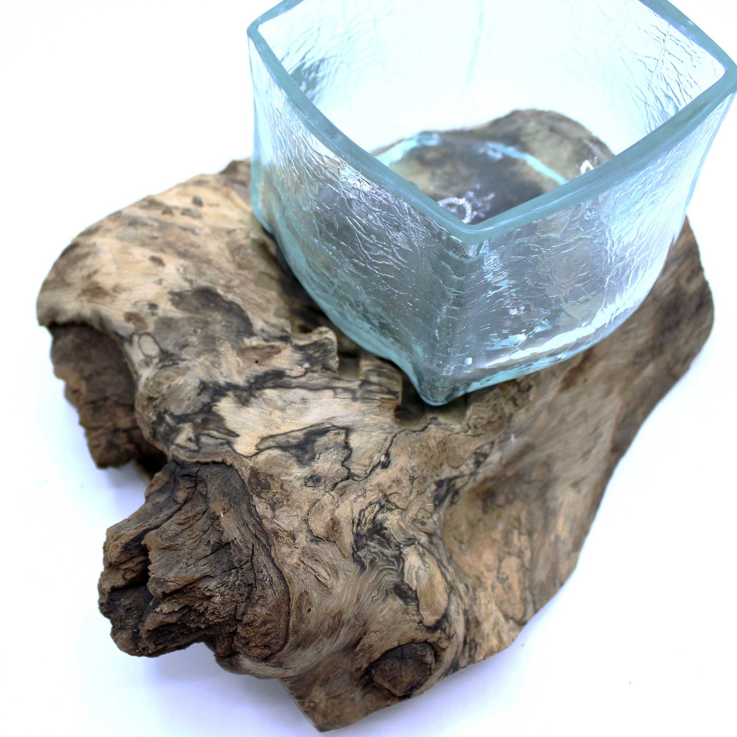 Cuve en verre fondu craquelé sur bois