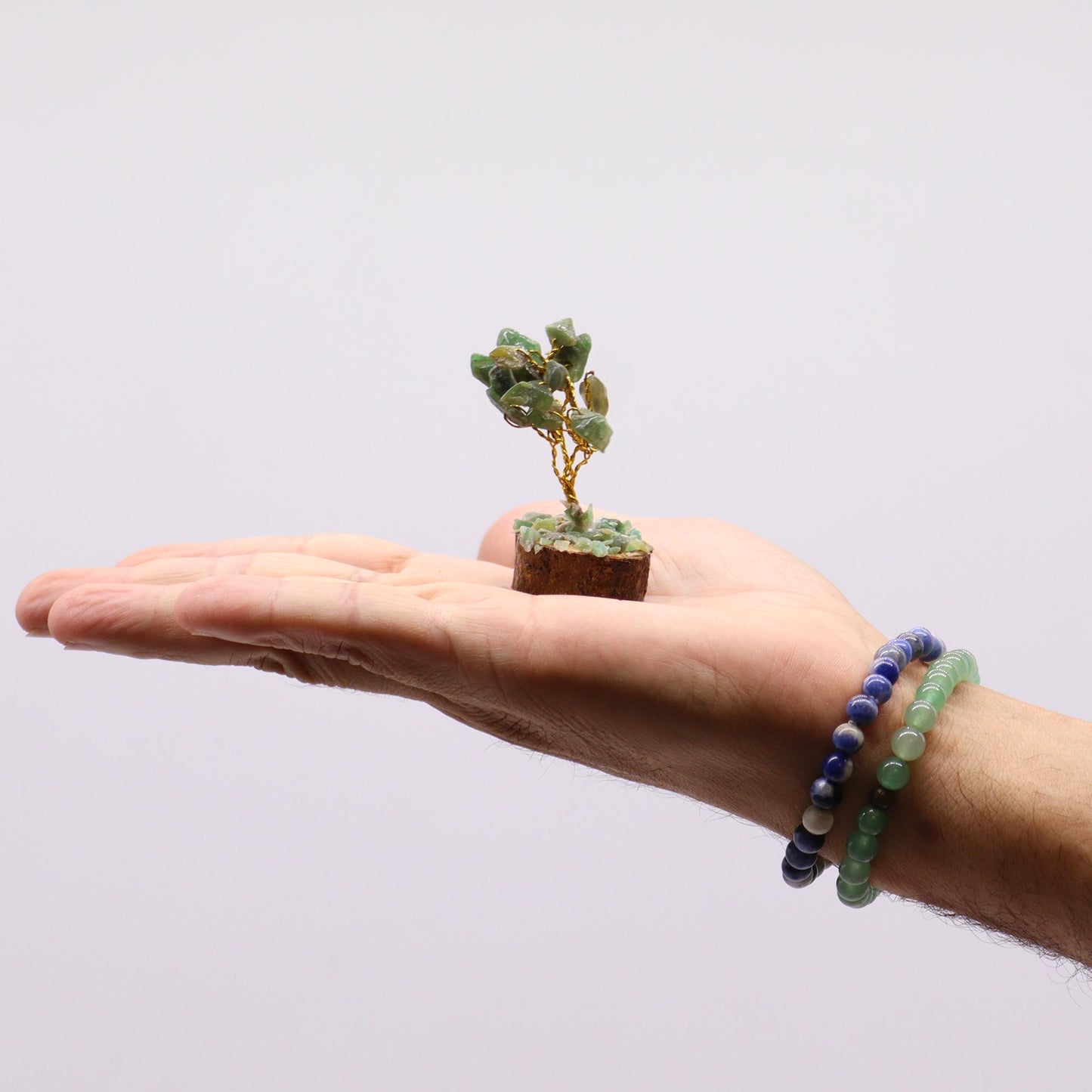 Mini arbre à pierres précieuses sur socle en bois - Aventurine verte (15 pierres)