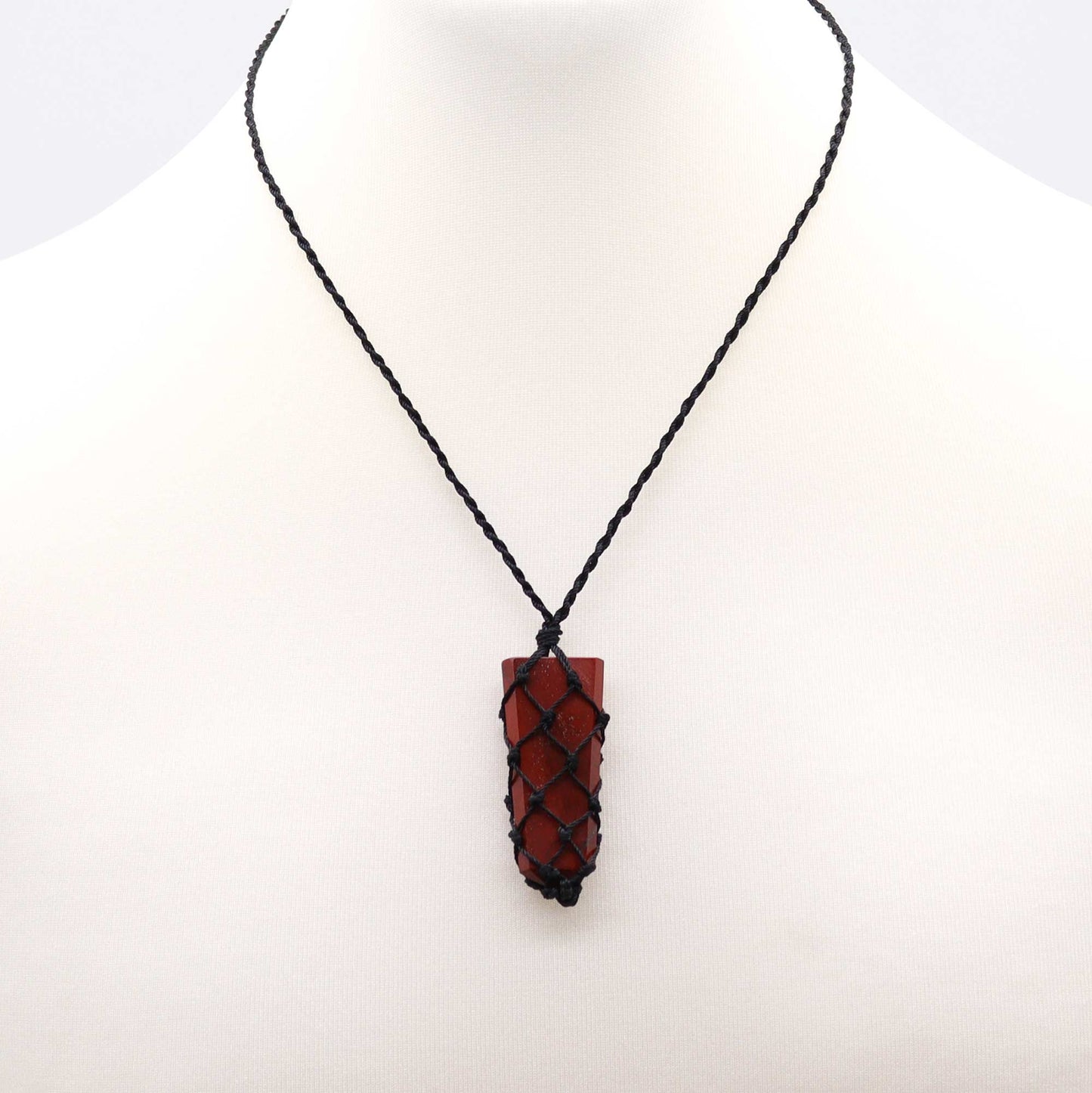 Pendentif à griffes plates avec pierres précieuses entrelacées - Jaspe rouge