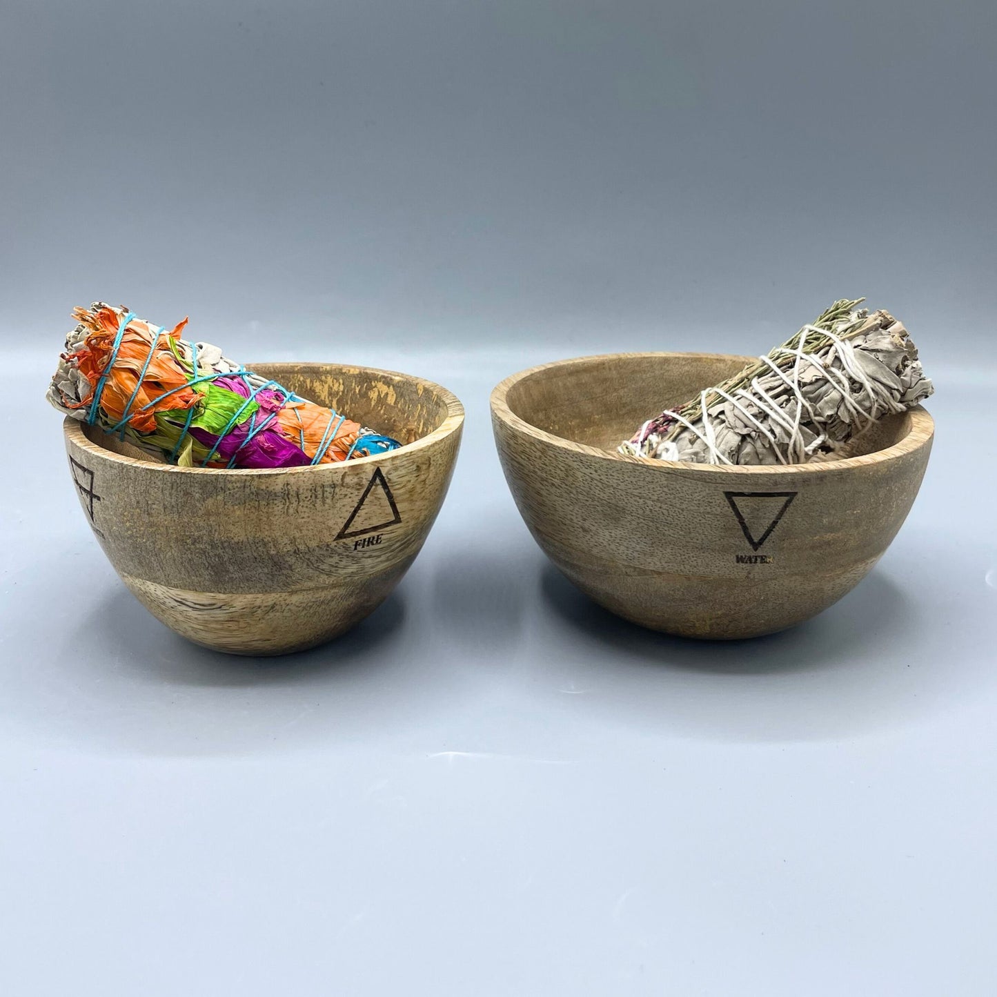 Bol en bois pour offrandes et rituels - Arbre de vie - 11x7cm