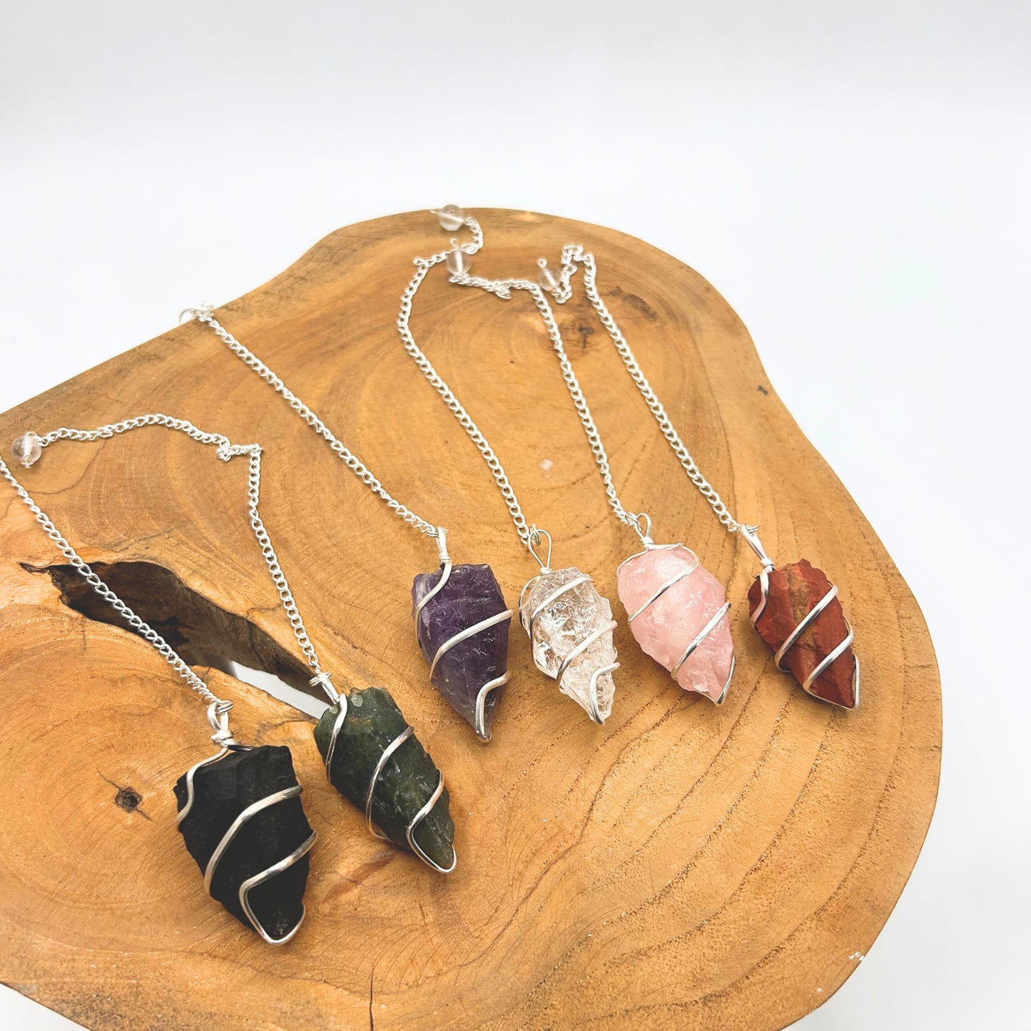 Pendule en pierre précieuse brute - Quartz rose