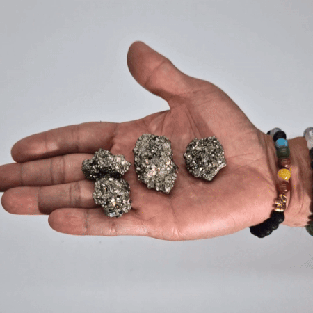 Pyrite péruvienne - Première qualité, taille moyenne (200 g, environ 6 pièces de 35-50 mm)