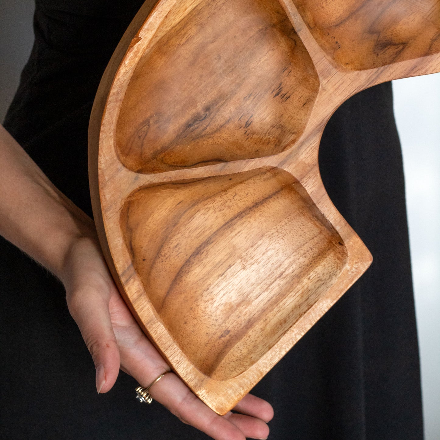 Teakholzschale – Schlangenform (ca. 55 cm)
