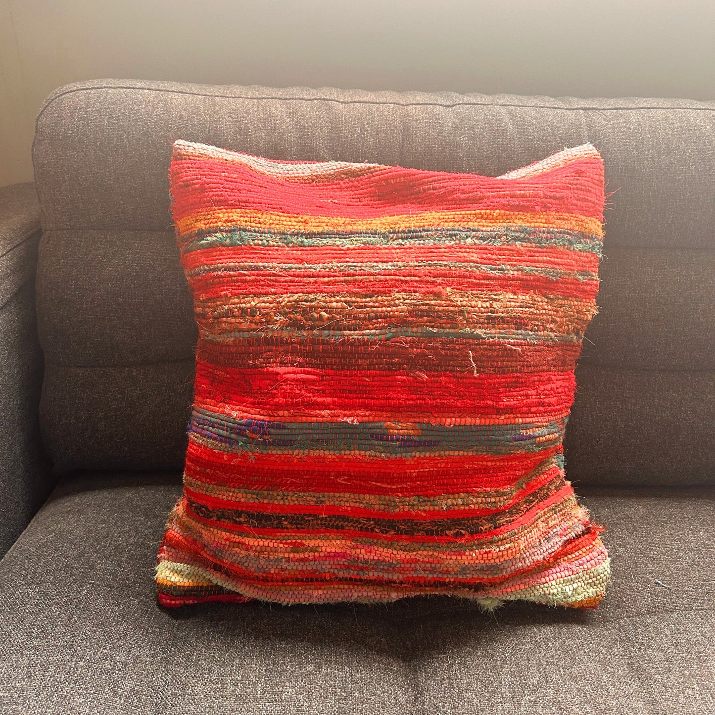 Kissenbezug aus recyceltem Teppich – 40 x 40 cm – Rot