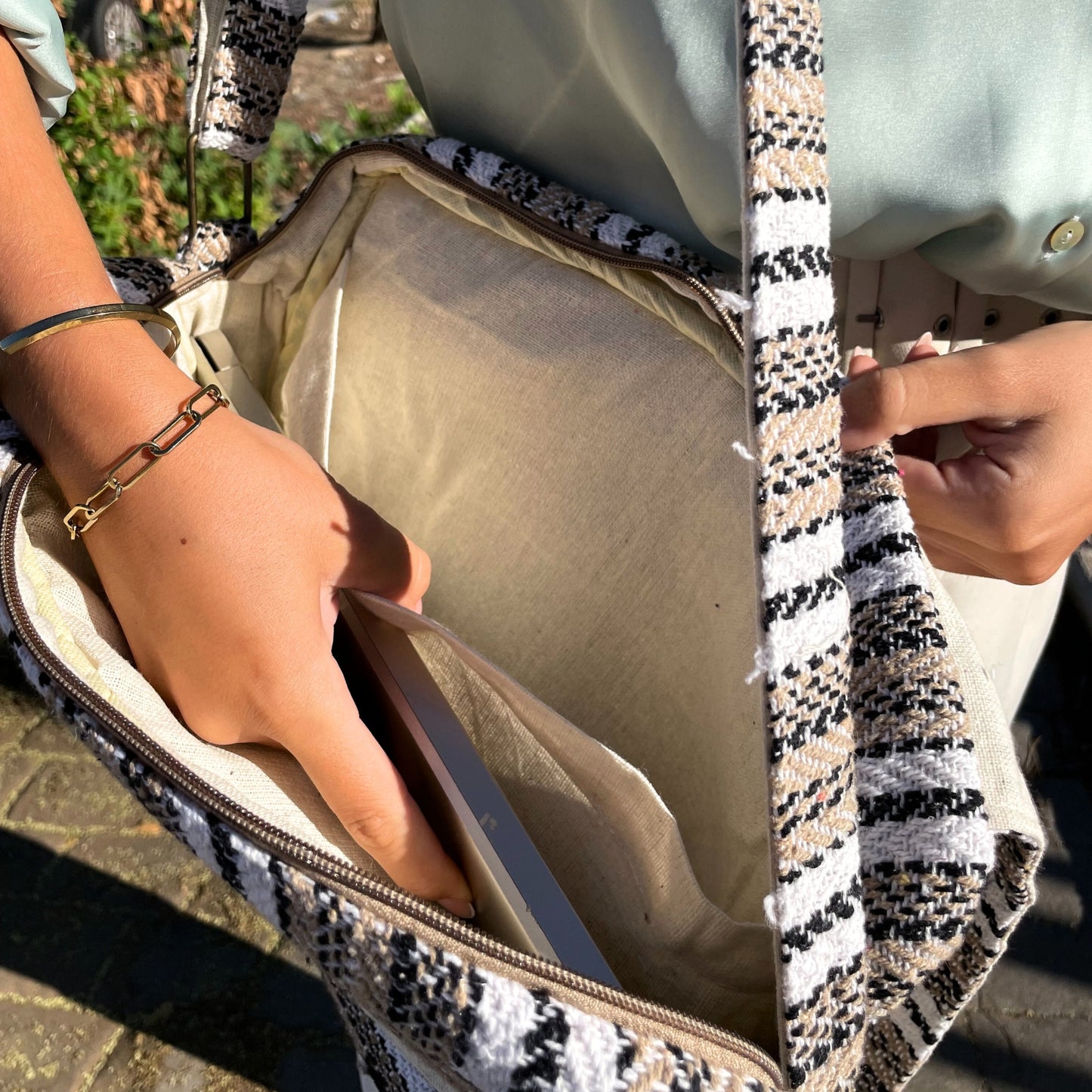 Sacoche souple pour ordinateur portable Banjar - Crème et gris