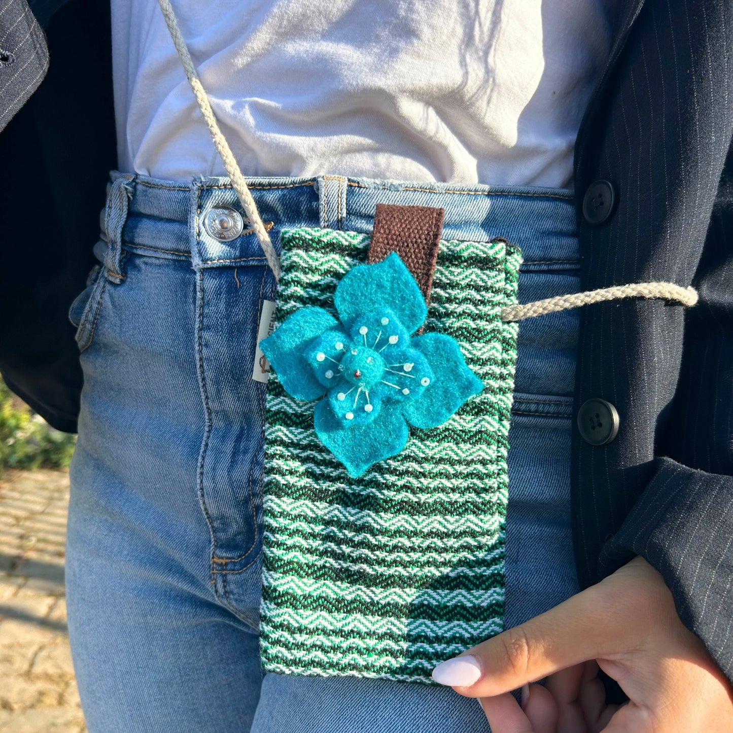 Sac pour téléphone à rayures vertes - Décoré de fleurs