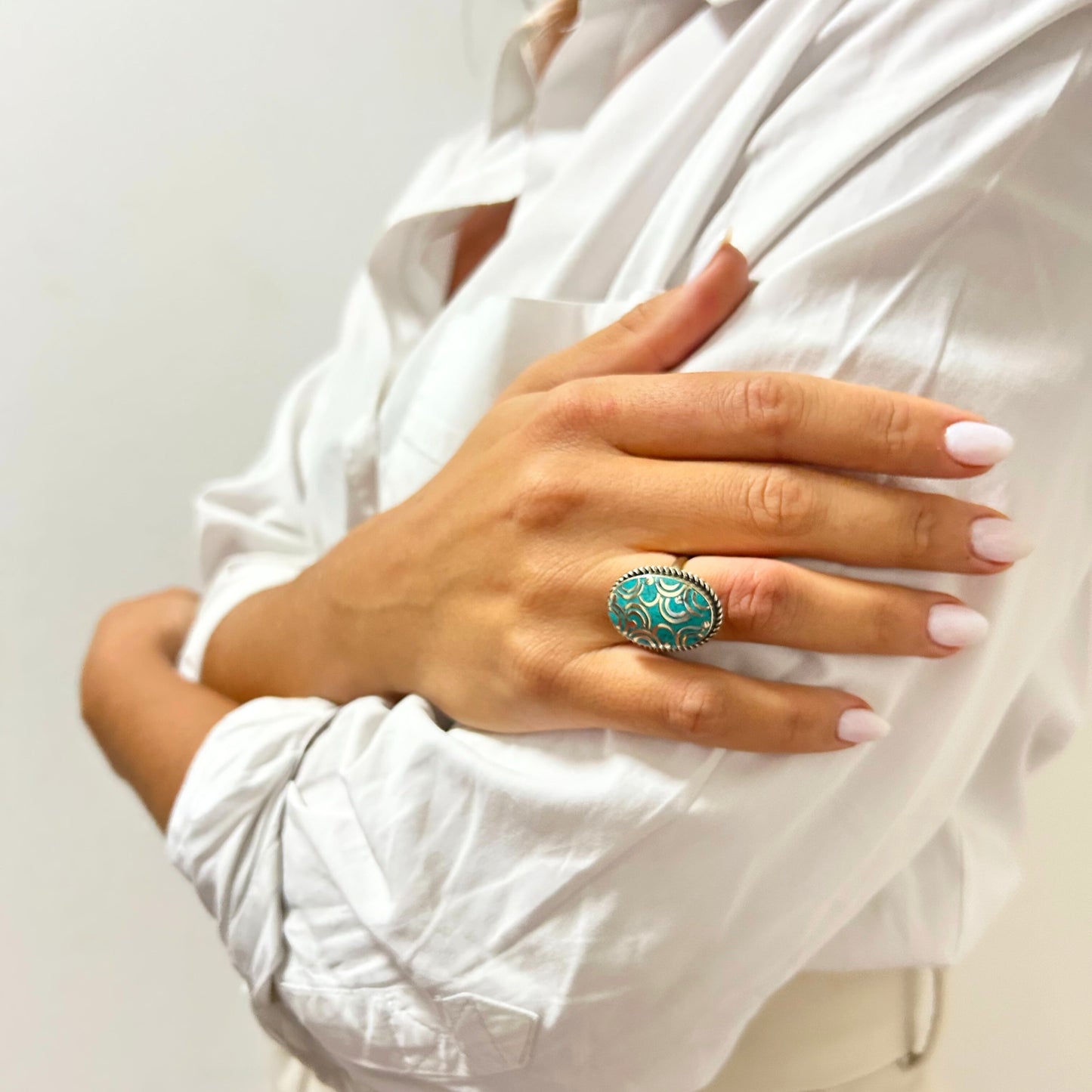 4 x Bague ovale de style népalais (4 couleurs)