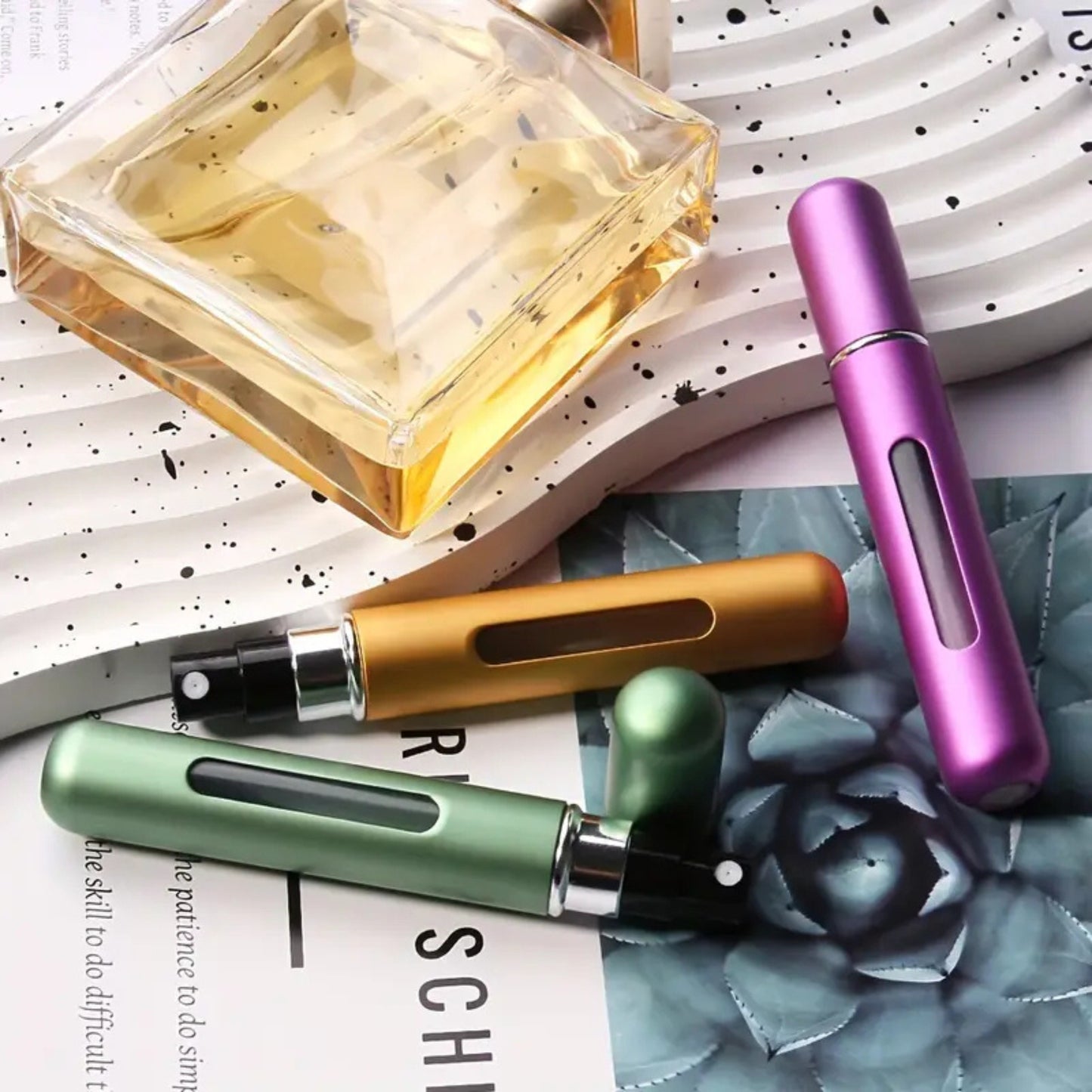 Recharge de parfum de poche en spray 5 ml - Mat (couleurs aléatoires)