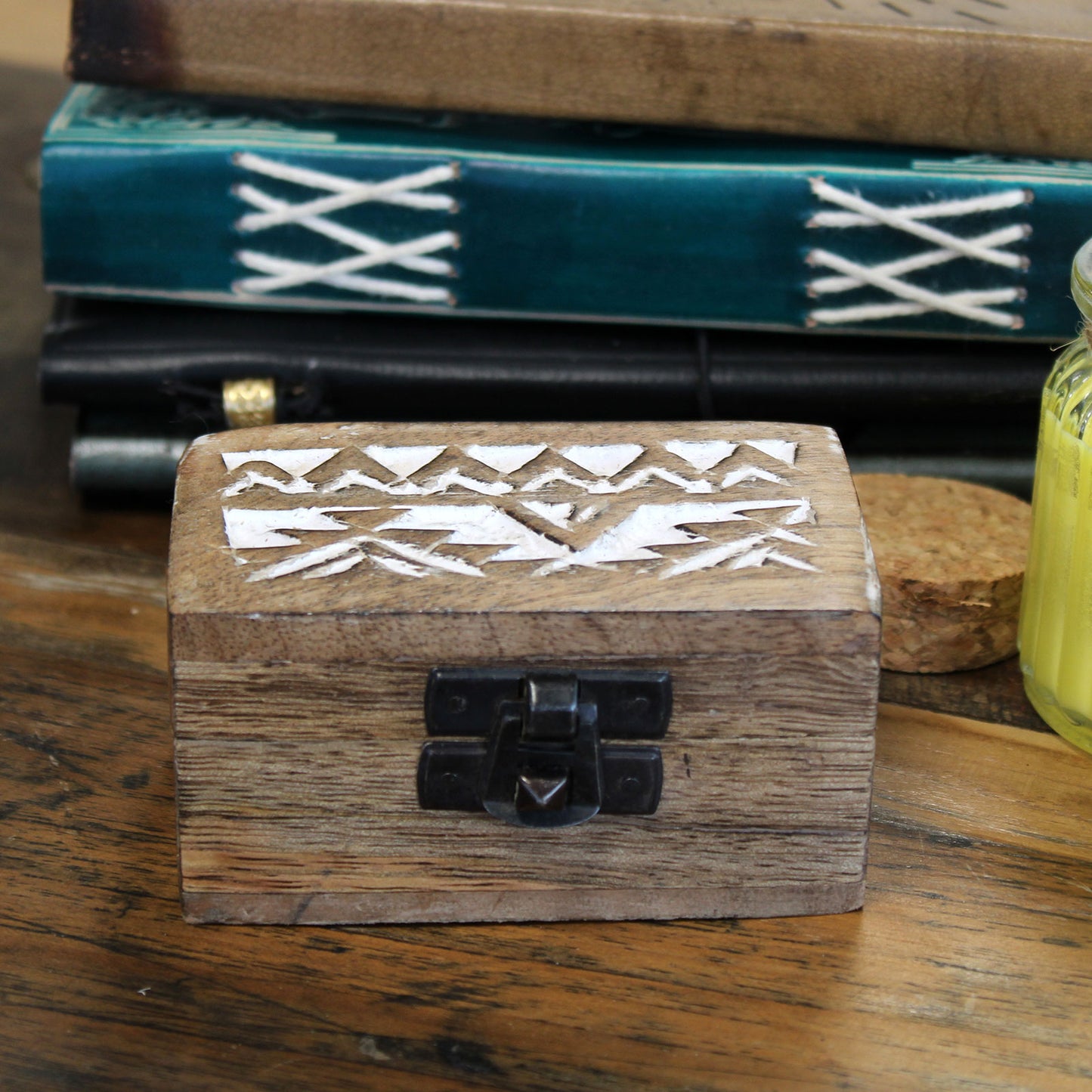 Boîte en bois blanche - Pilulier design slave 3x1,5