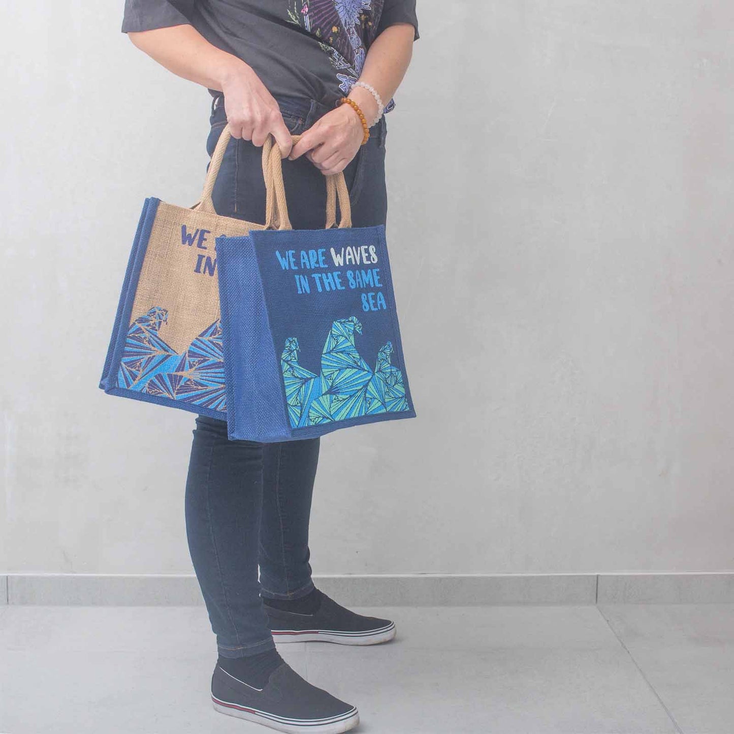 Sac en jute imprimé - We are waves - Gris, Bleu et Naturel