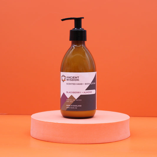 Lotion pour le corps - mûre et amande 300 ml