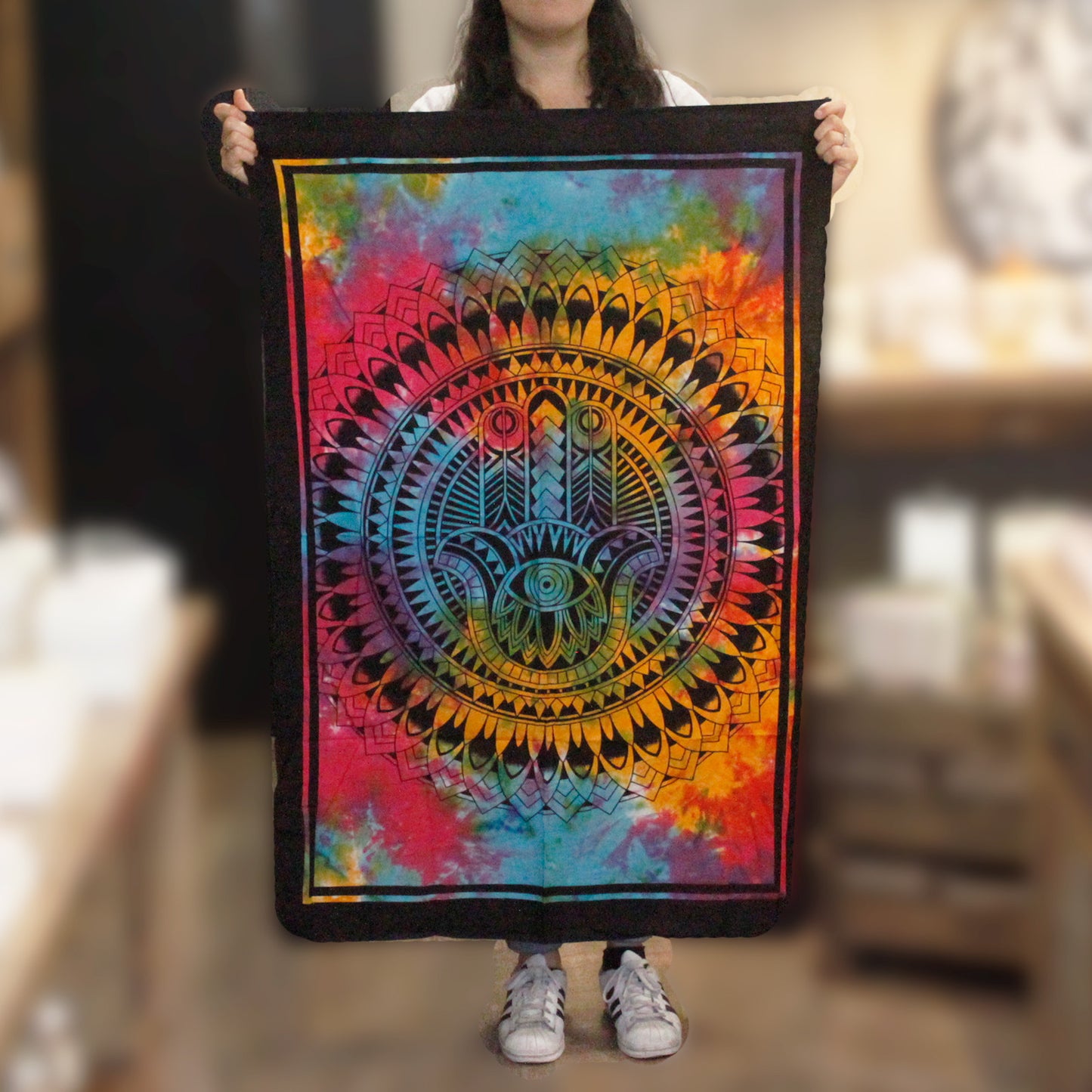 Wandkunst aus Baumwolle – Hamsa-Hand