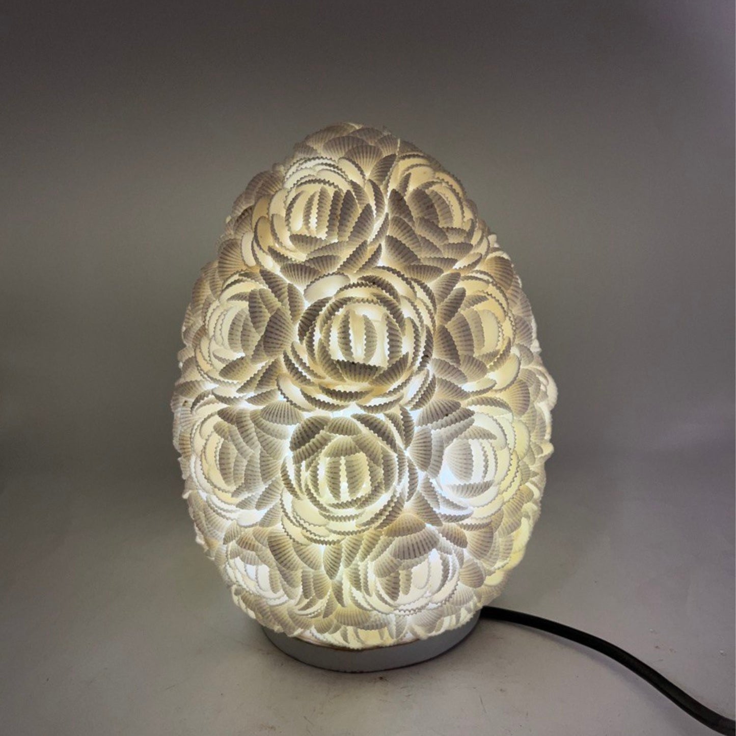 Lampe coquillage Boho - Ovale rose - 20 cm