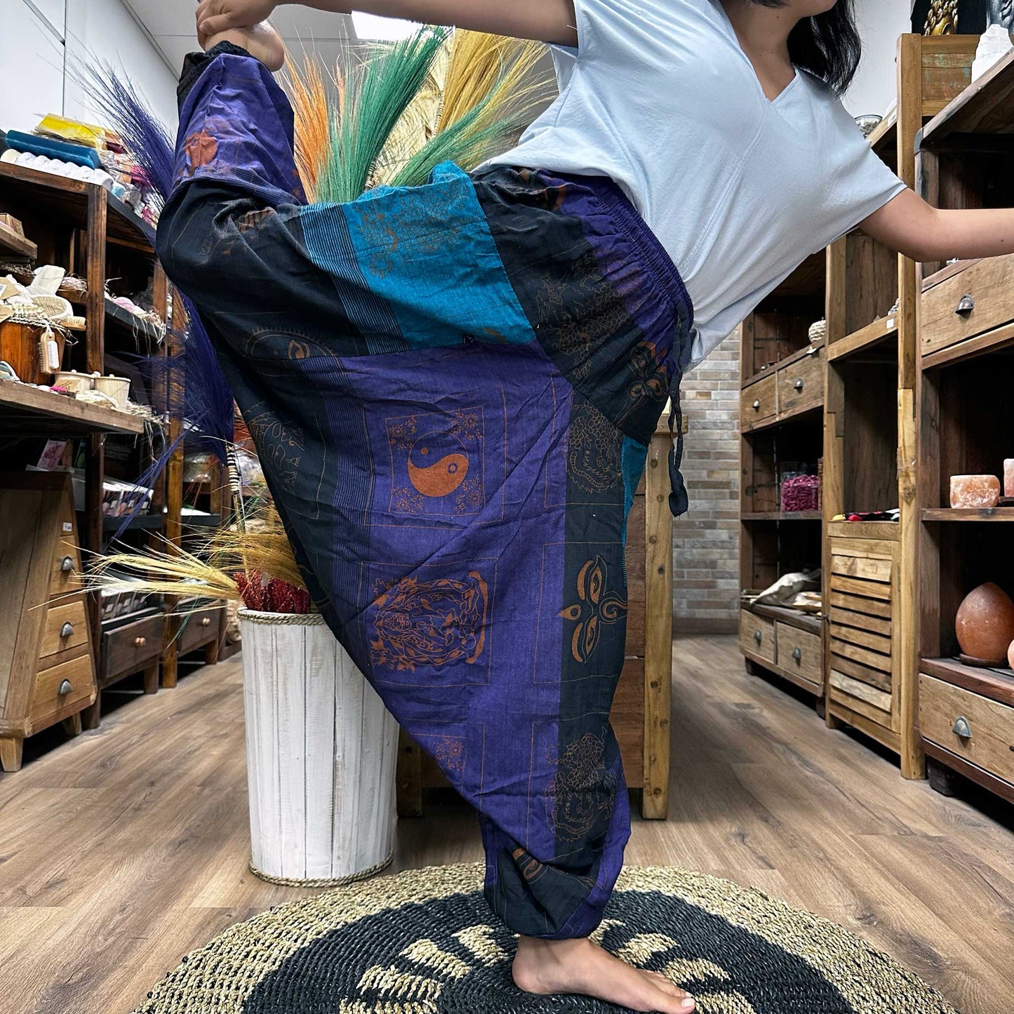 Pantalon de yoga et de festival - Imprimé Aladdin Himalaya en violet
