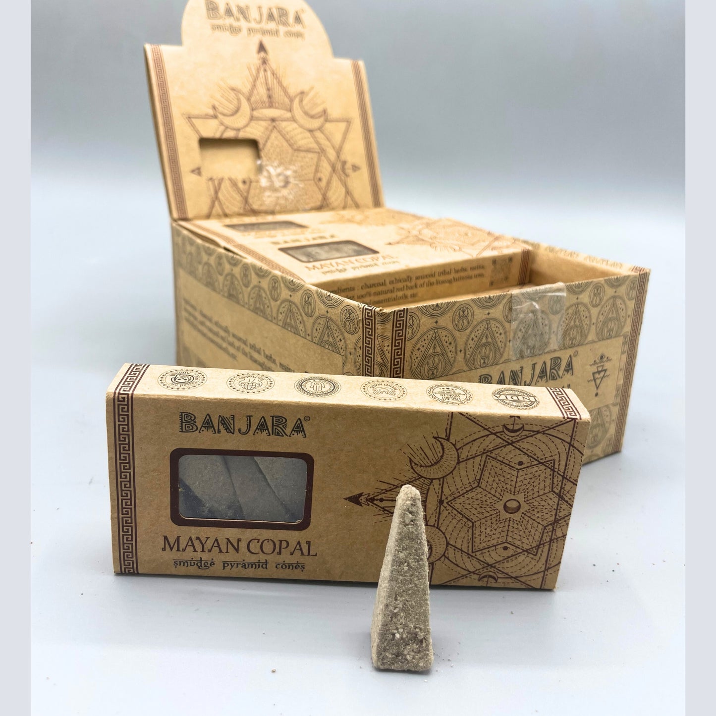 Cônes pyramidaux pour la purification Banjara – Copal maya