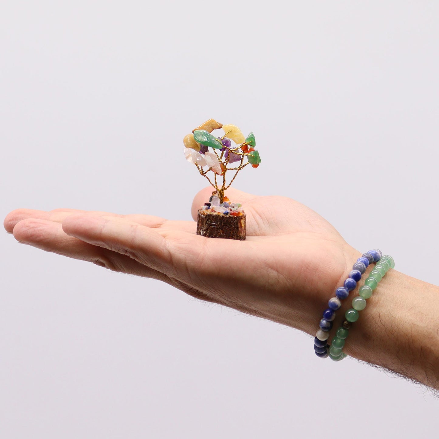 Mini arbre à pierres précieuses sur socle en bois – Multi-pierres (15 pierres)