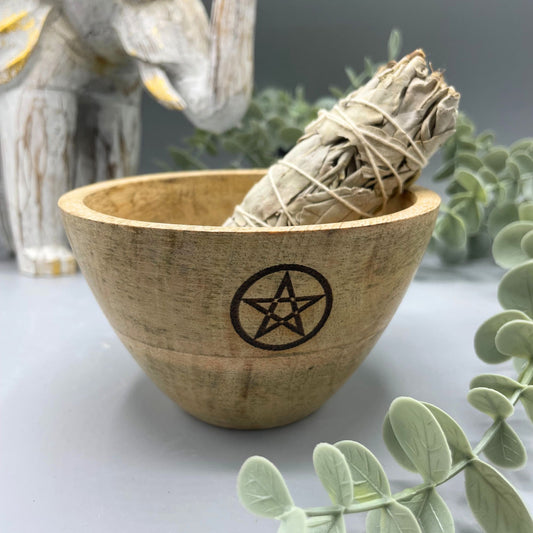 Holzschale für Opfergaben und Rituale - Fünfeck - 11x7cm