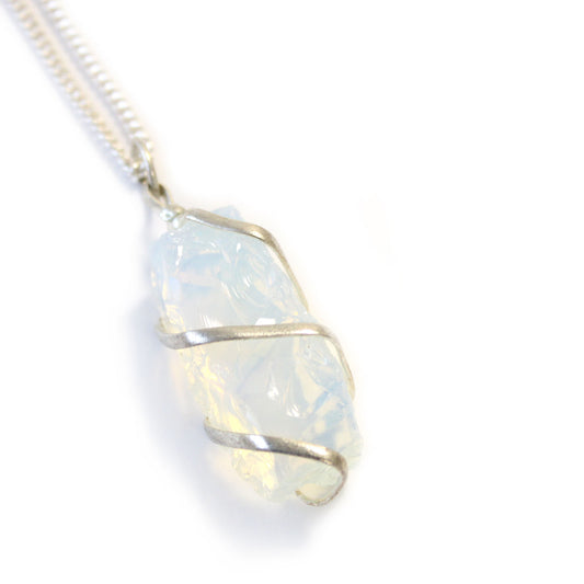 Collier en pierres précieuses enroulé en spirale - Opalite brute