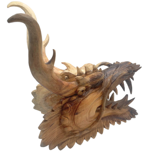 Geschnitzte Holzplatte – Drachenkopf in Lebensgröße – 30 cm