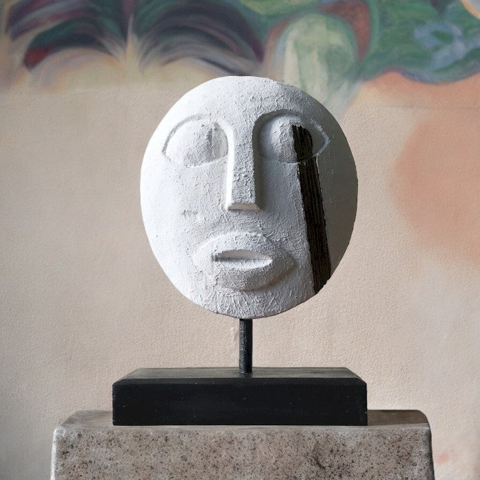 Dekorative Timor-Stammesmaske – Weiß, 27 x 20 cm