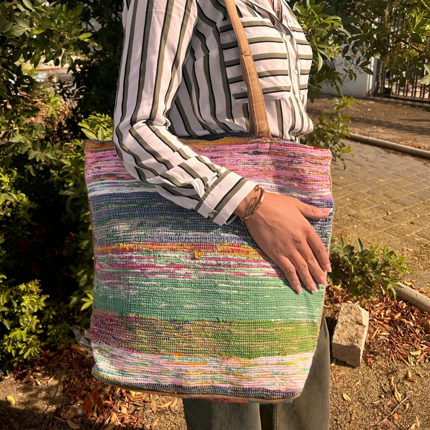 Grand sac de tapis recyclés - Tons roses