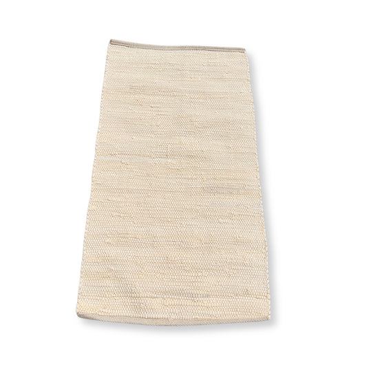 Mittelgroßer indischer handgewebter Baumwollteppich – 90 x 150 cm – Creme