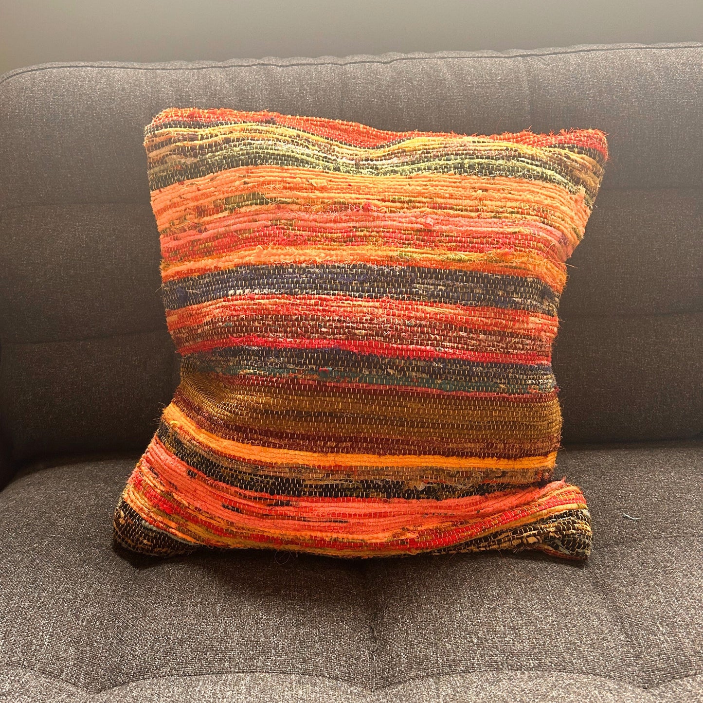 Kissenbezug aus recyceltem Teppich – 40 x 40 cm – Orange