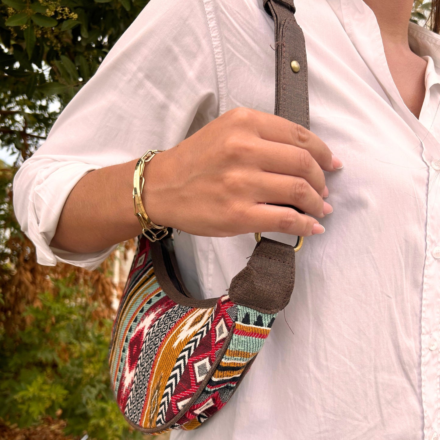 Jacquard Hobo Bag – Dunkelbrauntöne (brauner Riemen)