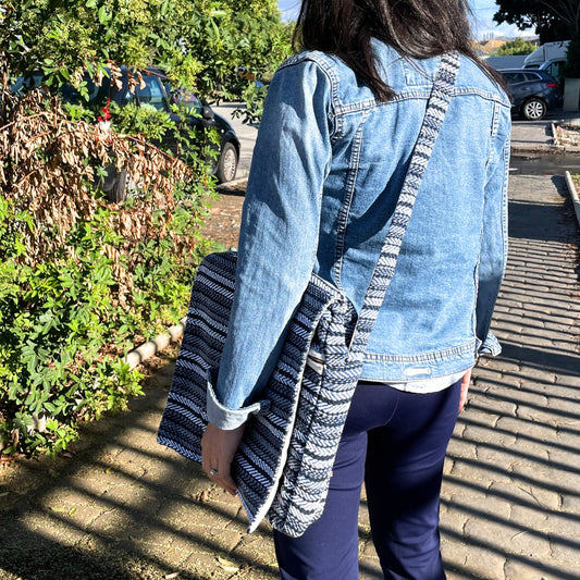 Sacoche souple pour ordinateur portable Banjar – Rayures bleues