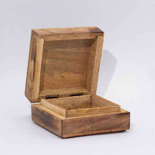 Mittlere quadratische Box 13,5 x 13,5 x 6 cm – Sonne – HOPE HARE
